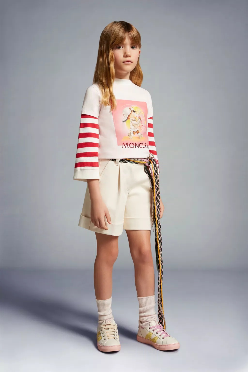 Moncler Enfant Turn-up Hem Shorts In Nude