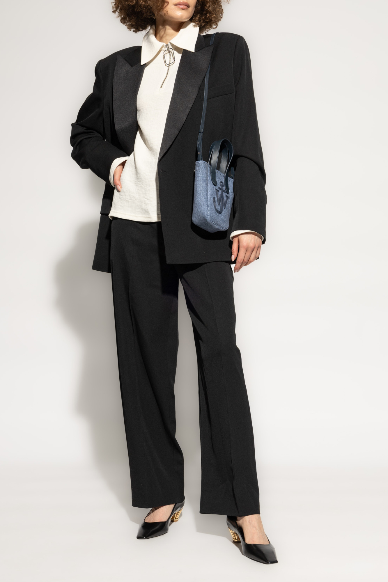 Jw Anderson Wide-leg Mid-rise Trousers In Black