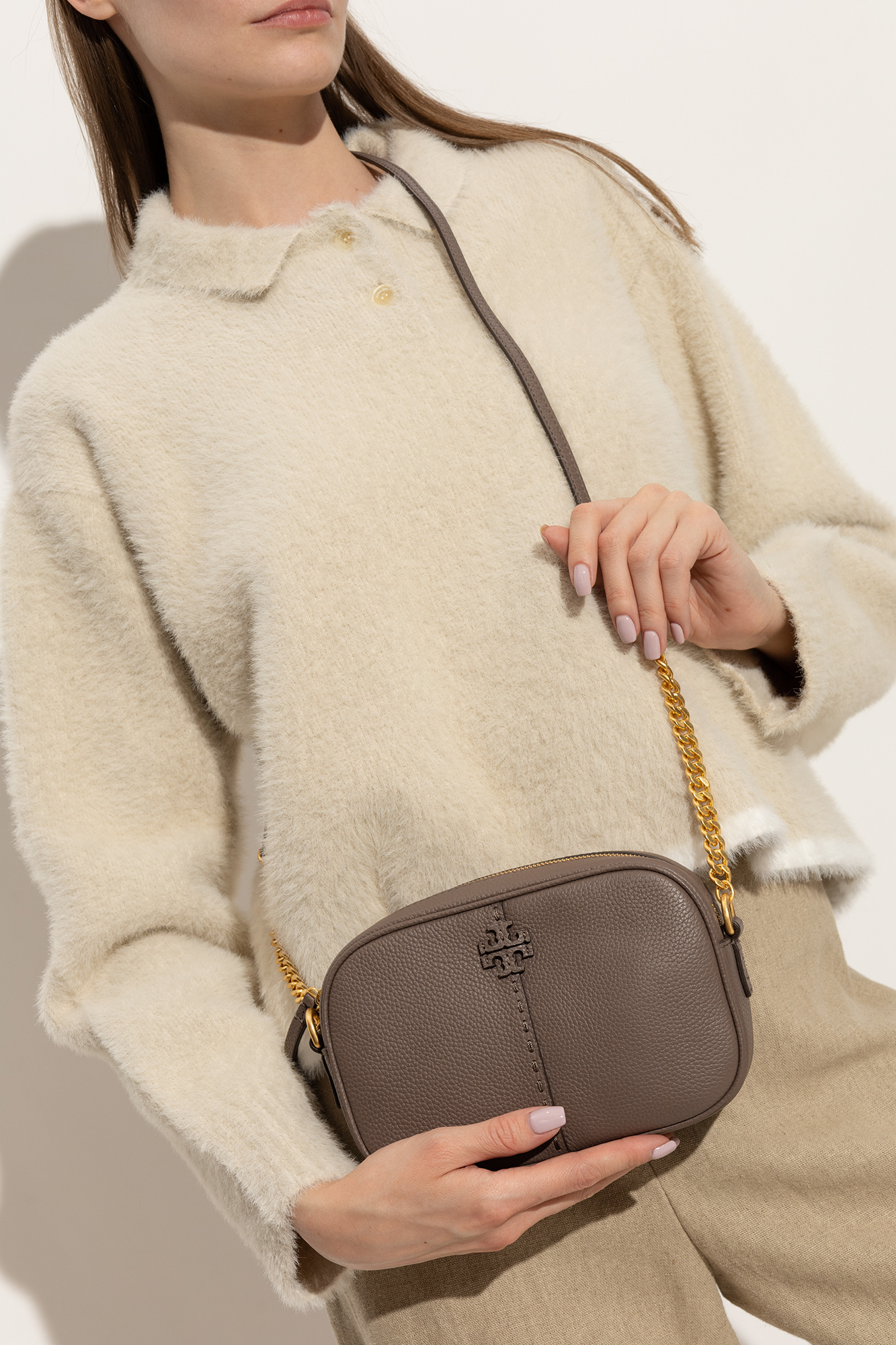 Tory Burch Mcgraw Camera Shoulder Bag In Gray