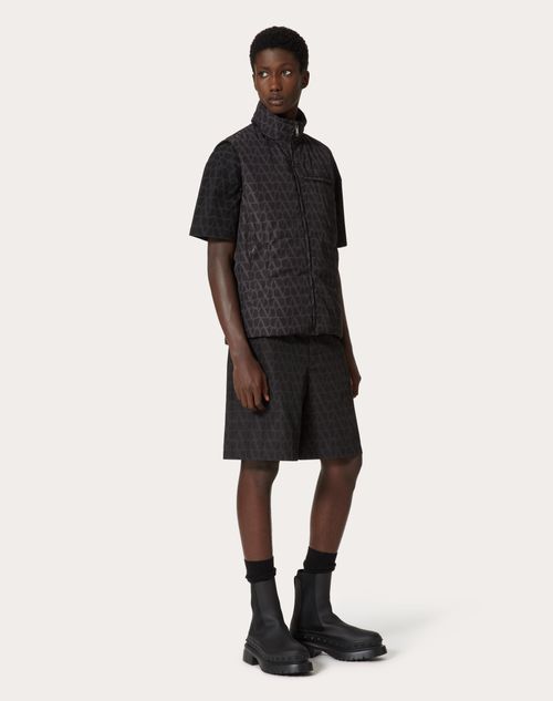 Valentino Monogram-pattern Zipped Gilet In Black