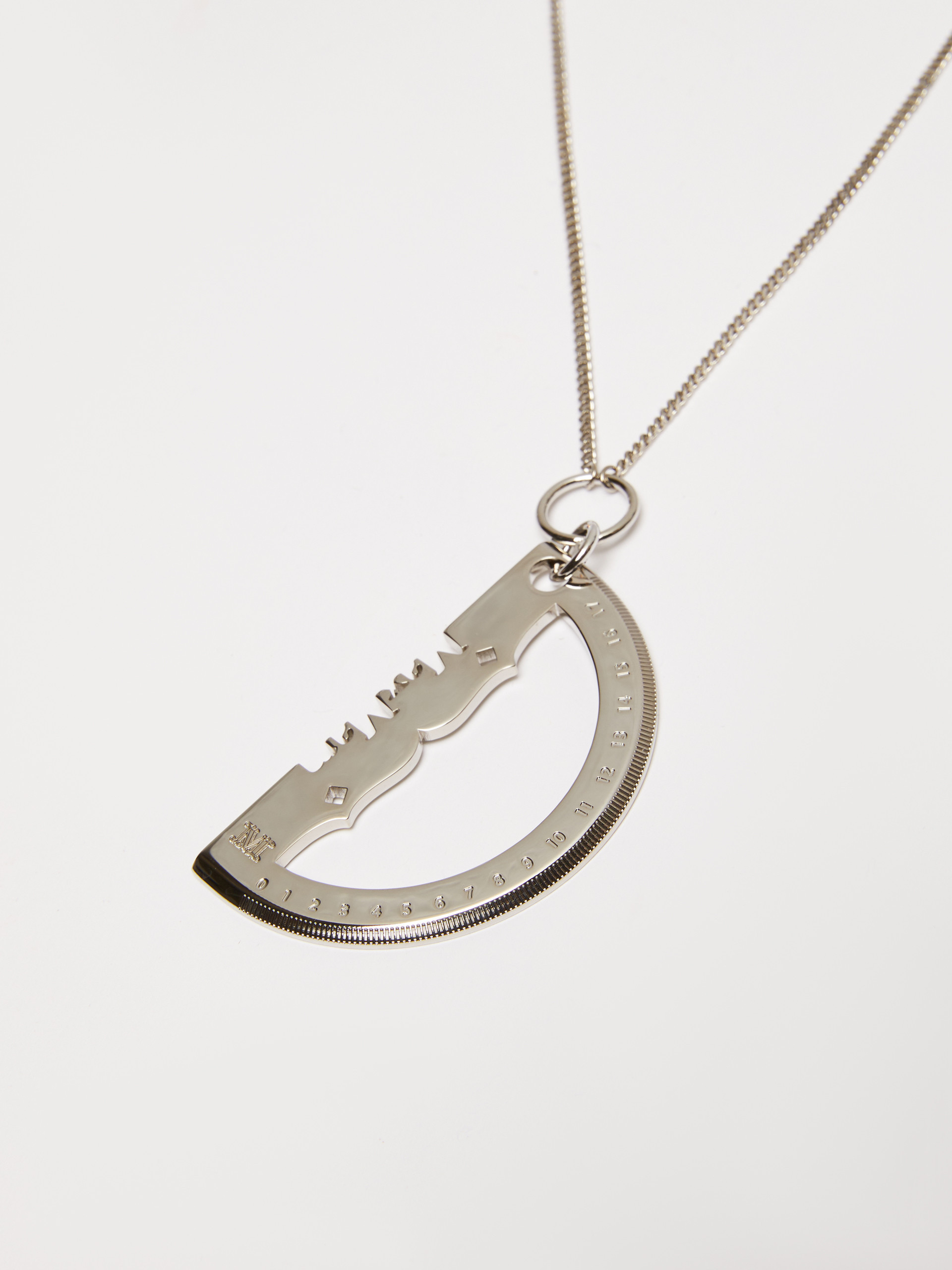 Max Mara Long Chain Pendant Necklace