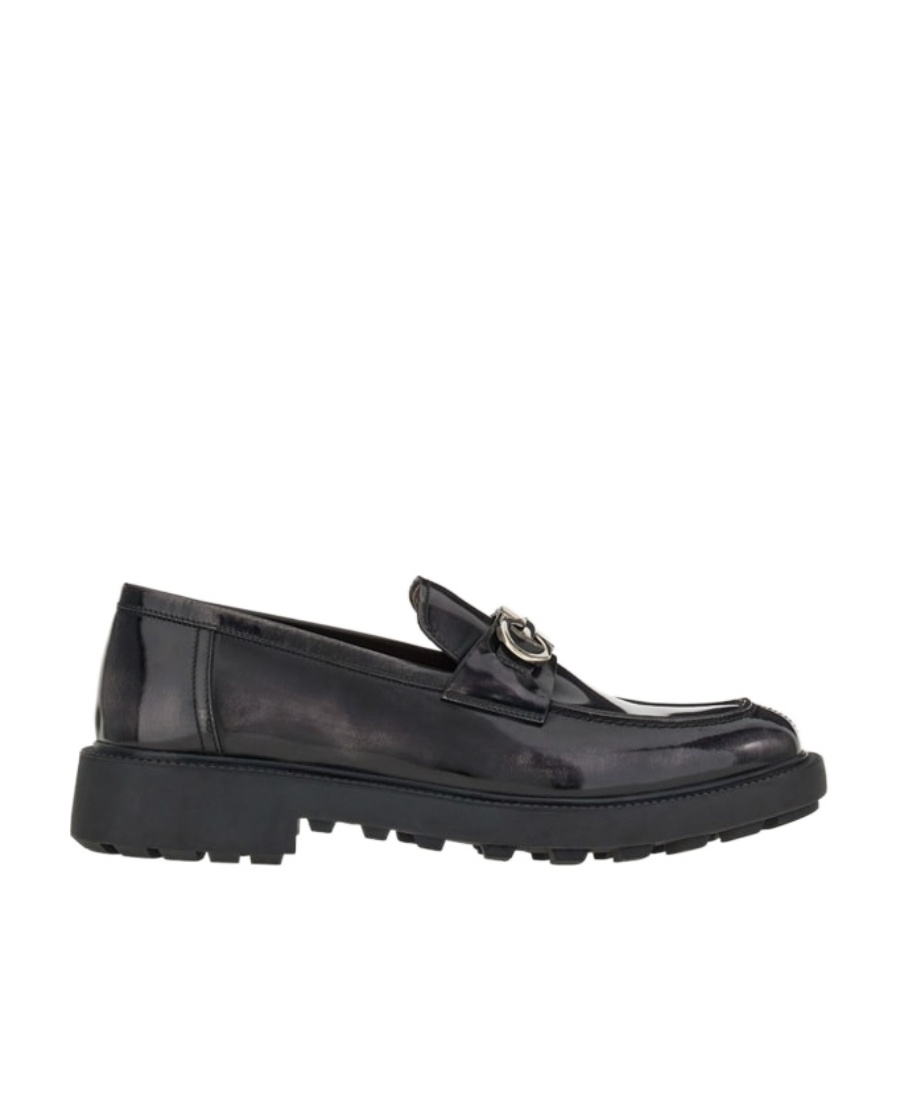 Ferragamo Gancini-plaque Patent Loafers In Black