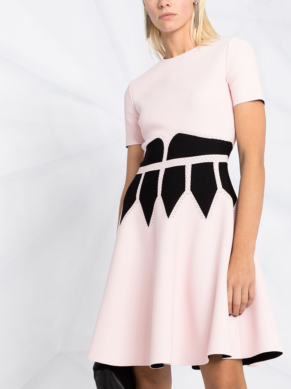 Alexander Mcqueen Round-collar Short-sleeve Dress In White