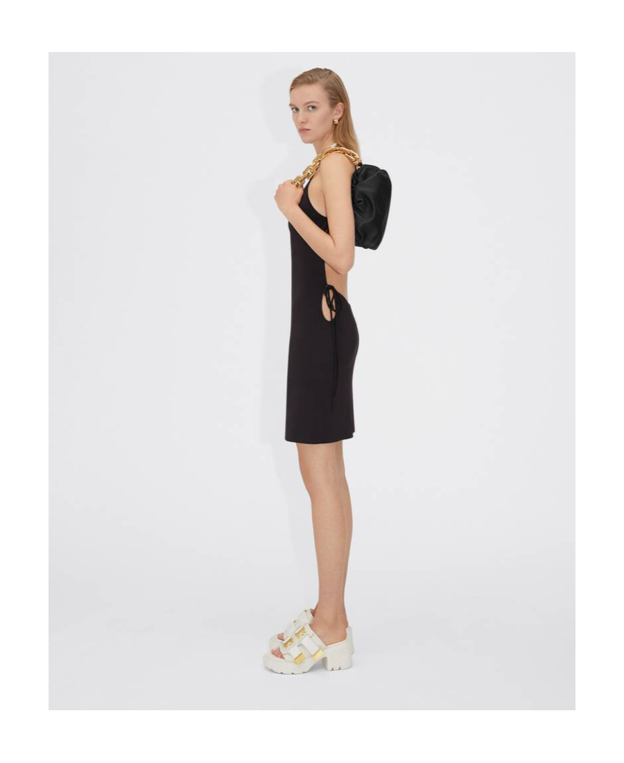 Bottega Veneta The Chain Pouch Shoulder Bag In Black