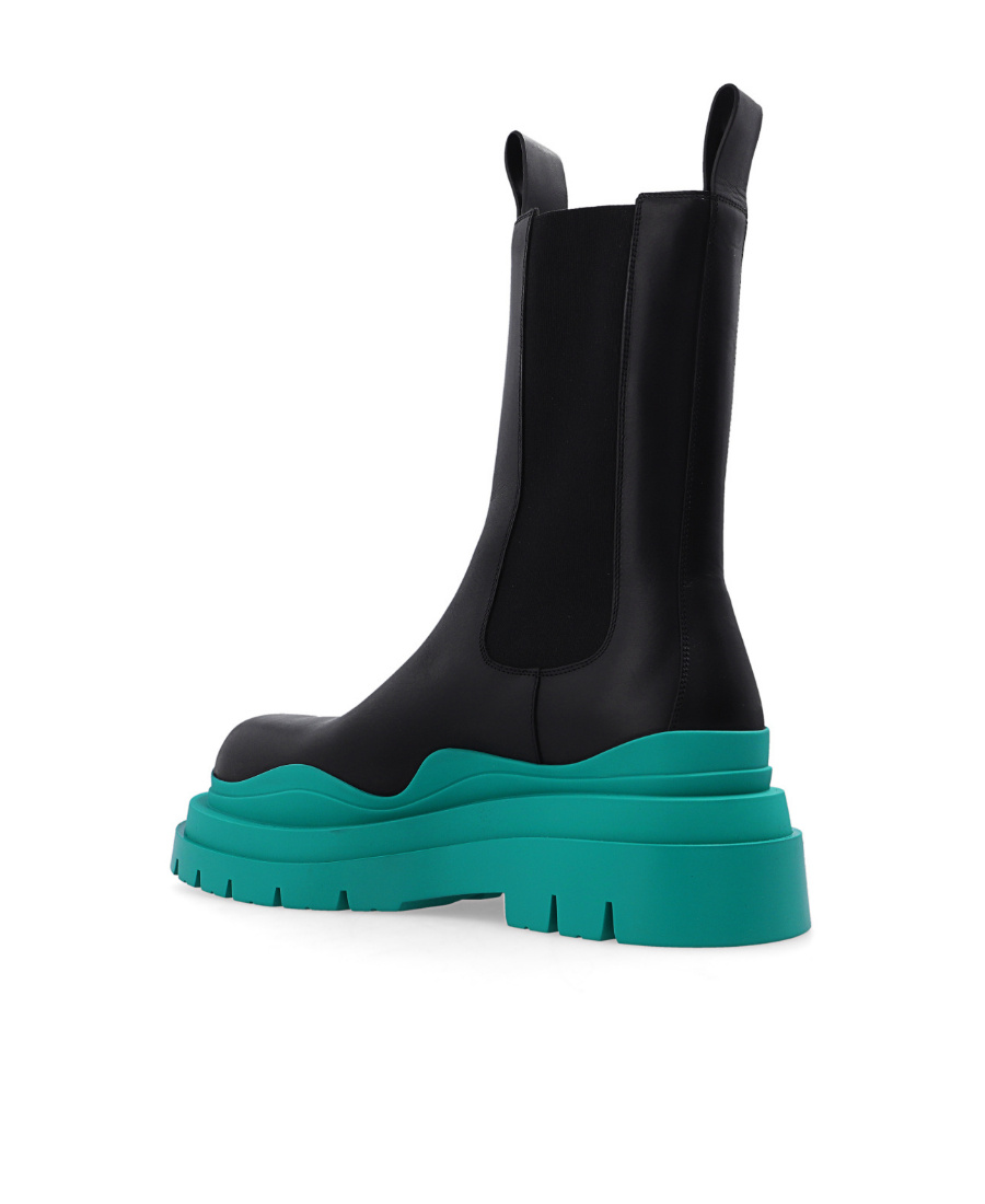 Bottega Veneta Tire Contrast-sole Boots In Black