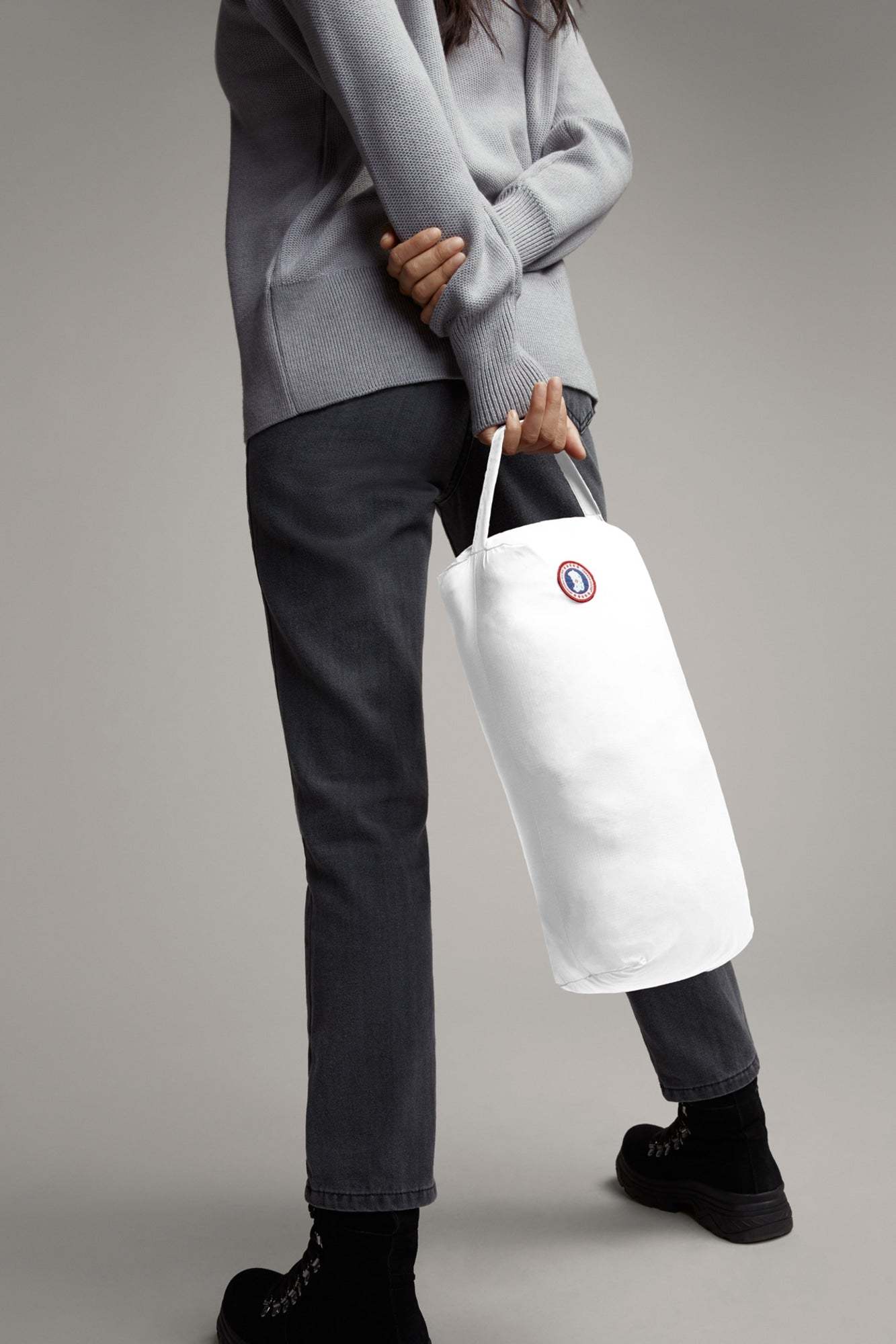 Canada Goose Alliston Logo-patch Padded Coat In White