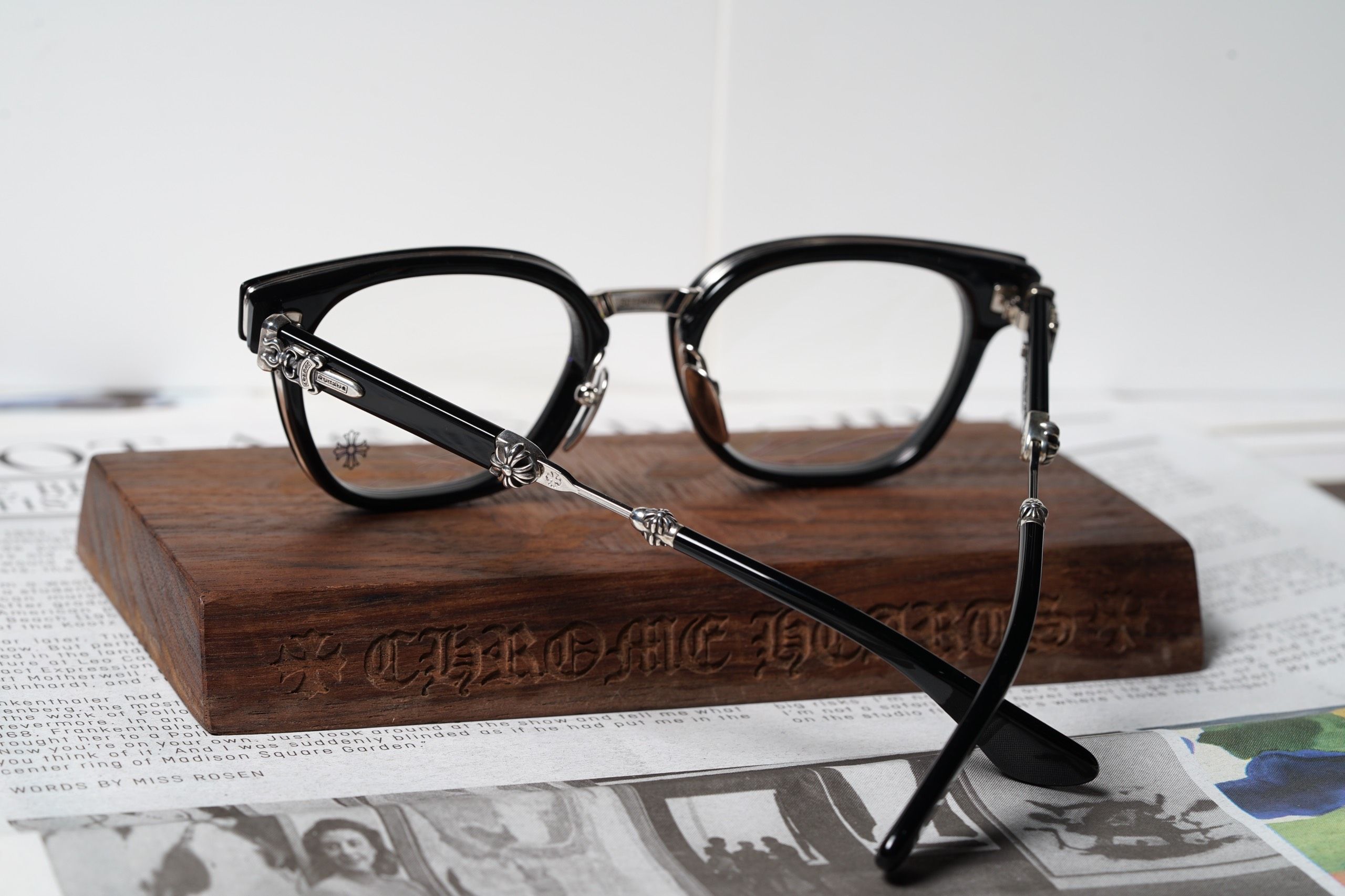 Chrome Hearts Logo Flat Mirror In Black