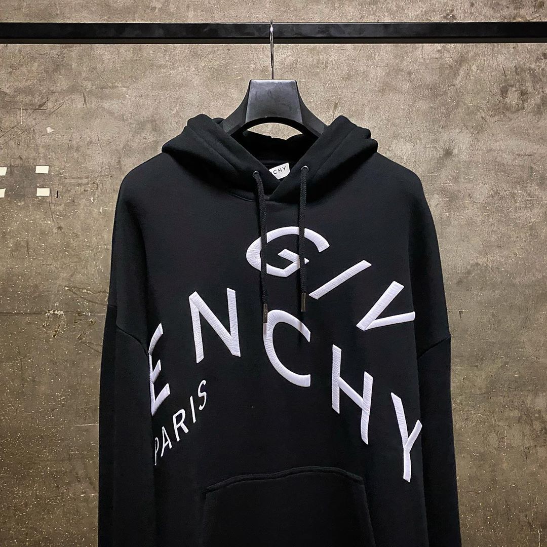 Givenchy Refracted Logo Embroidered Hoodie In Black