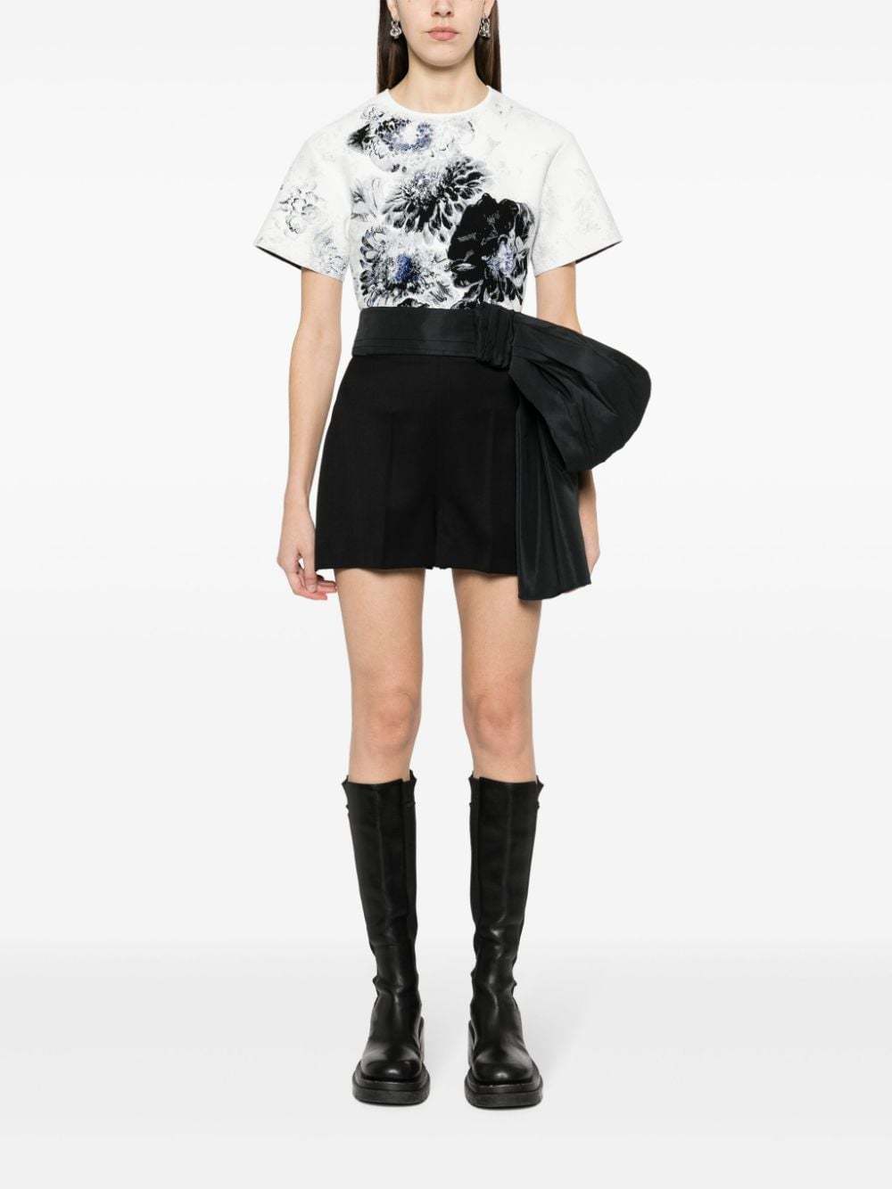 ALEXANDER MCQUEEN OVERSIZE-BOW TAILORED SHORTS