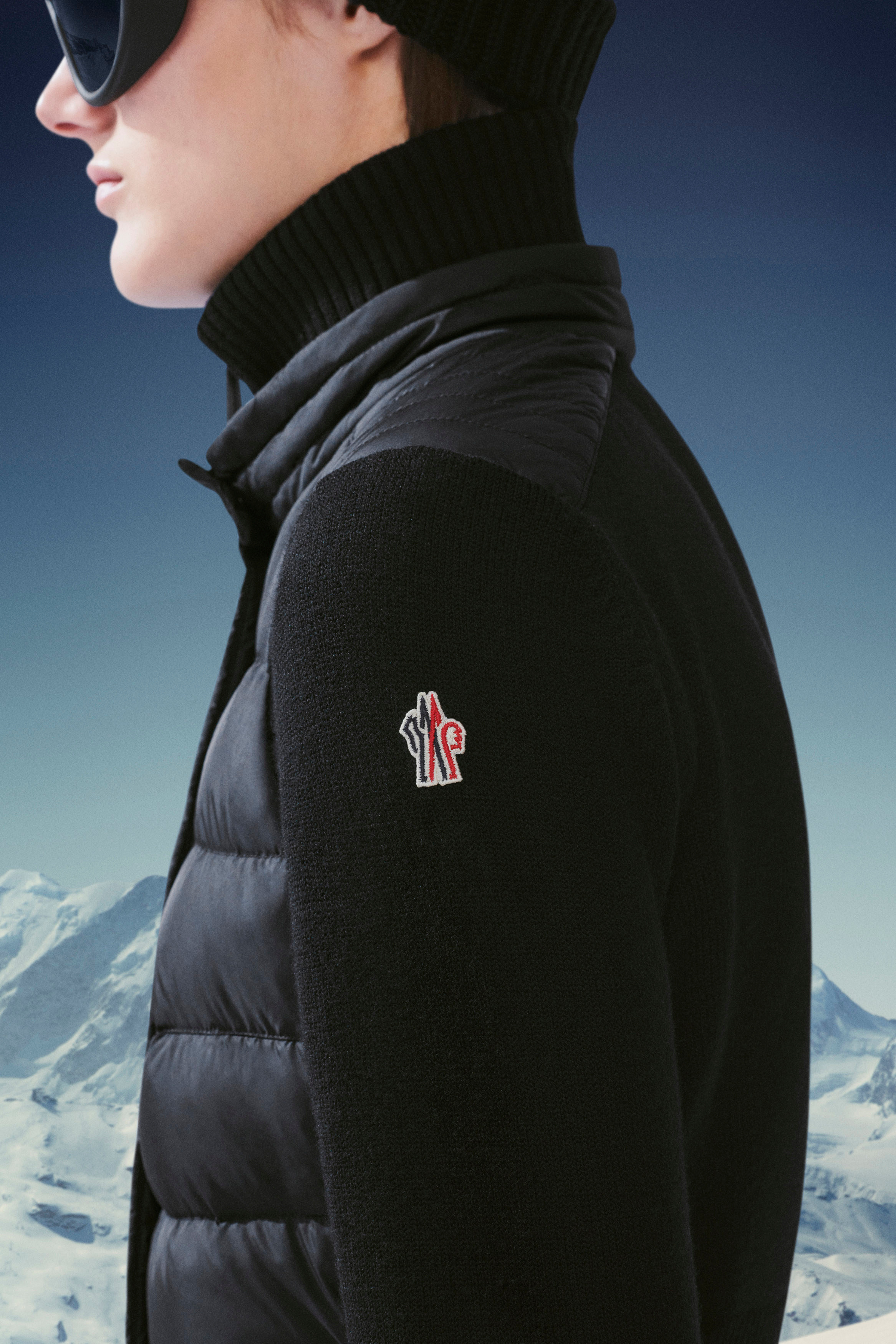 Moncler Logo-patch Padded-panel Jacket In Black