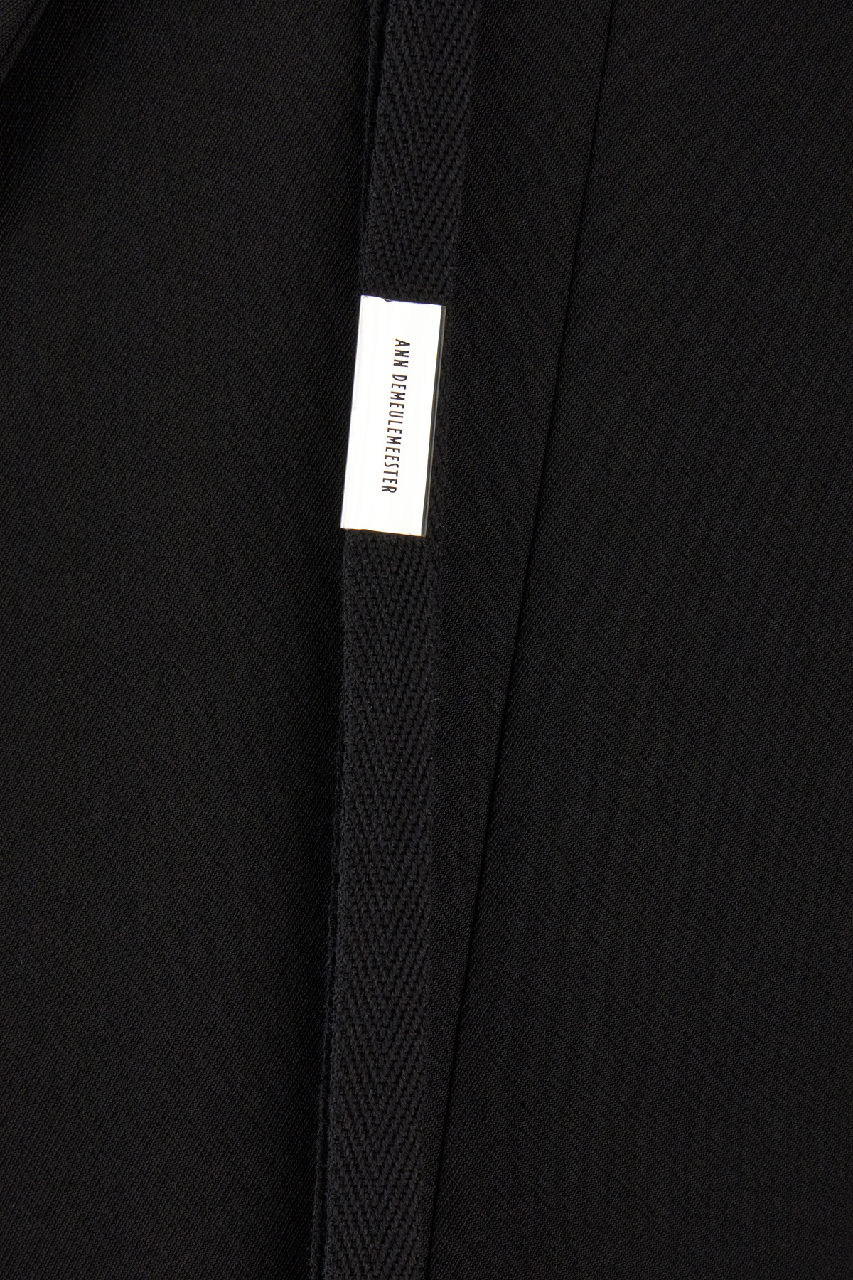 Ann Demeulemeester Long Sleeved Suit Jacket In Black