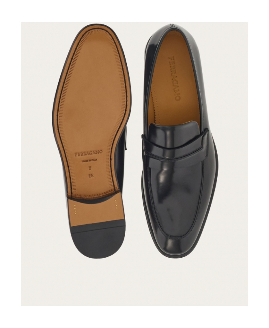 Ferragamo Penny Loafers In Black