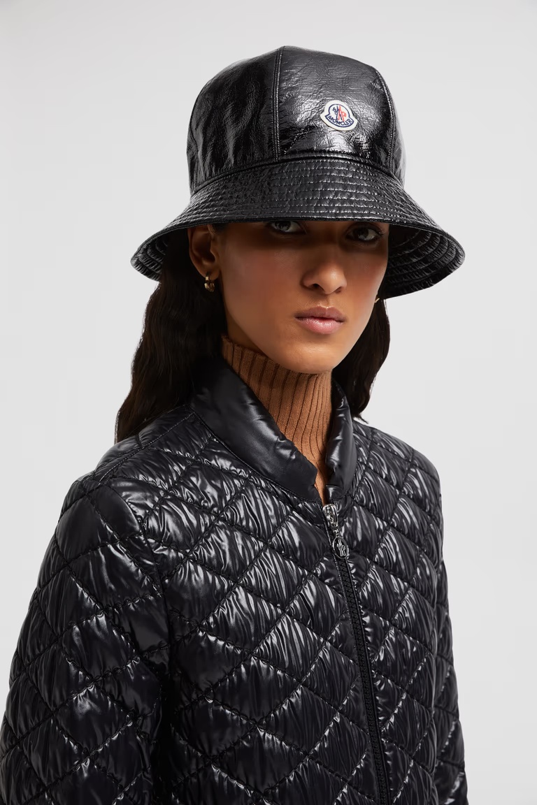 Moncler Logo-patch High-shine Bucket Hat In Black