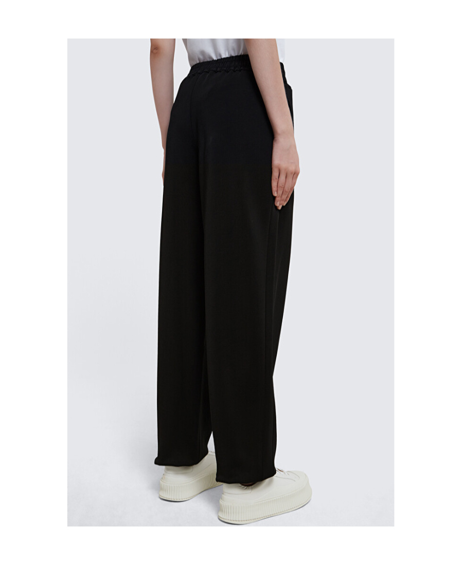 Jil Sander Relaxed Fit Black Activewear Pants In Black