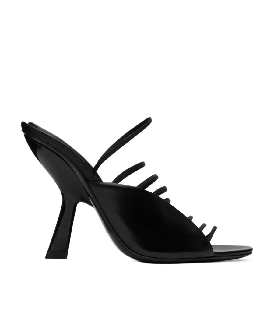 Ferragamo Altaire 105 Strappy Leather Sandals In Black