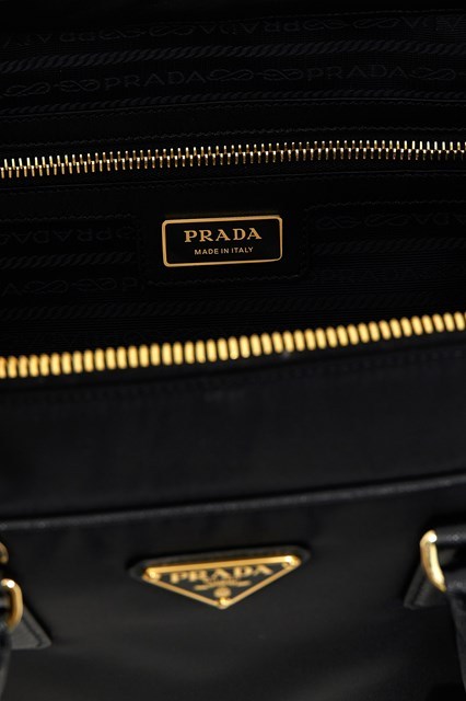 Prada Medium Re-edition 1978 Top Handle Bag In Black