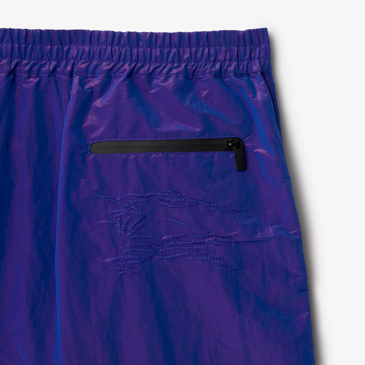Burberry Ekd-embroidery Crinkled Shorts In Blue