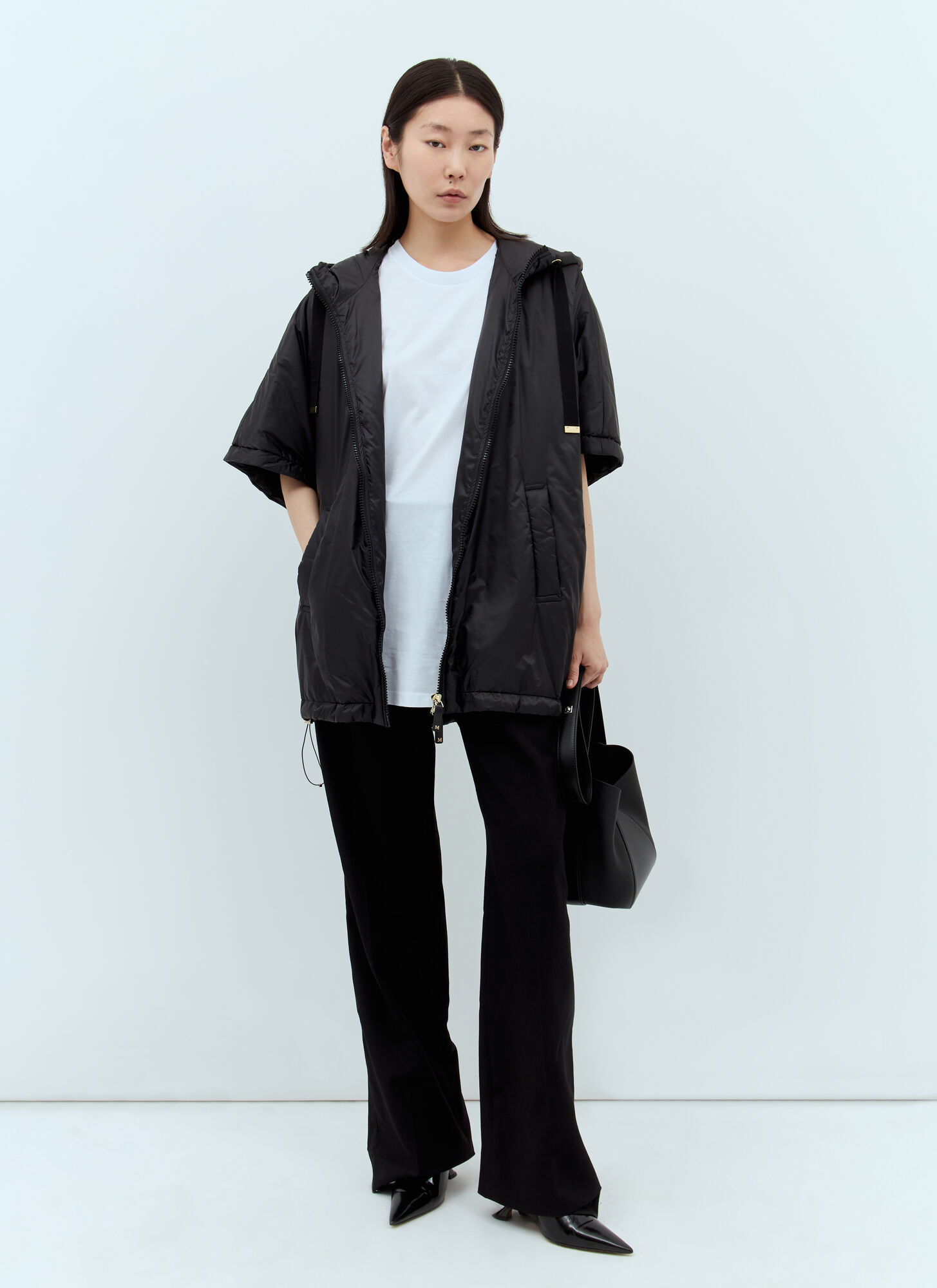 Max Mara Padded Cape With Hood In Water-repellent Canvas In Black