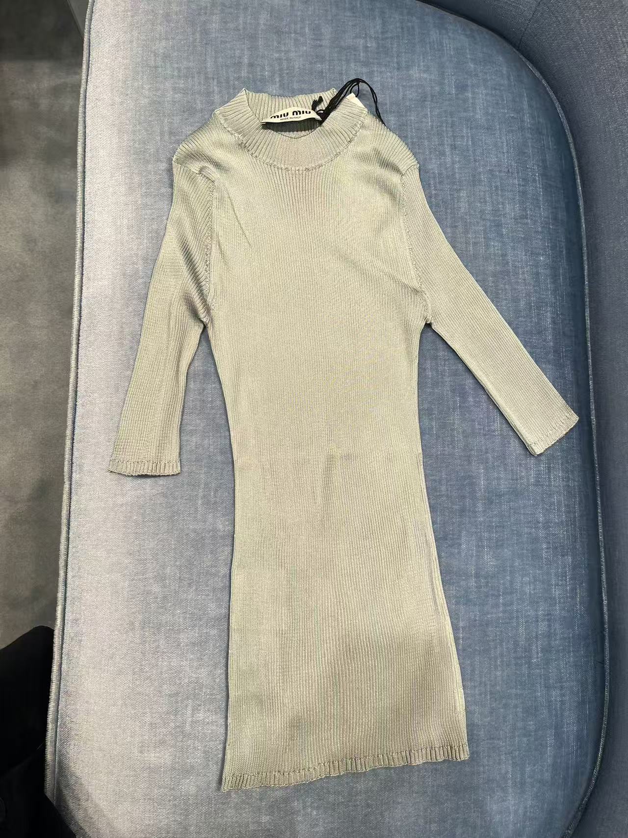 Miu Miu Short-sleeved Sweater In Neutral