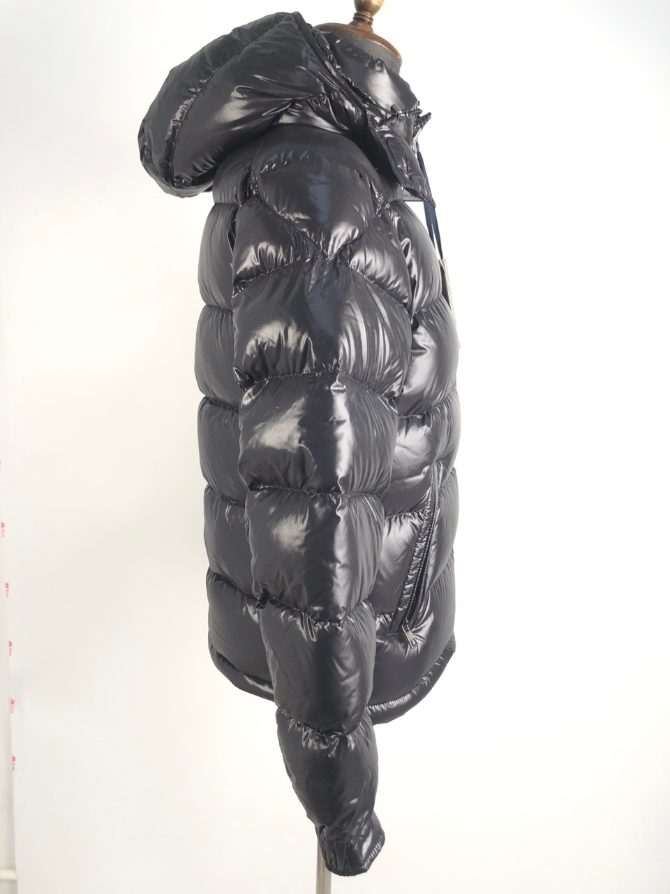 Moncler Doudoune Courte Gebroulaz In Black