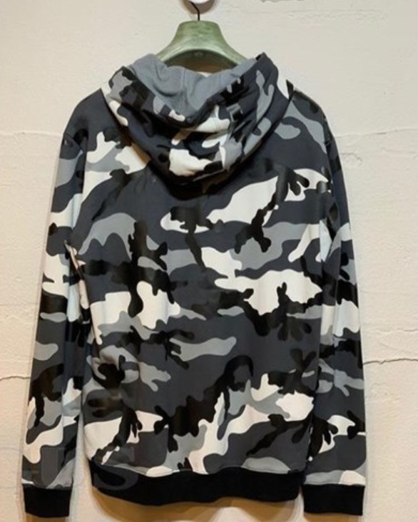 Valentino Camouflage Printed Casual Jacket In Black