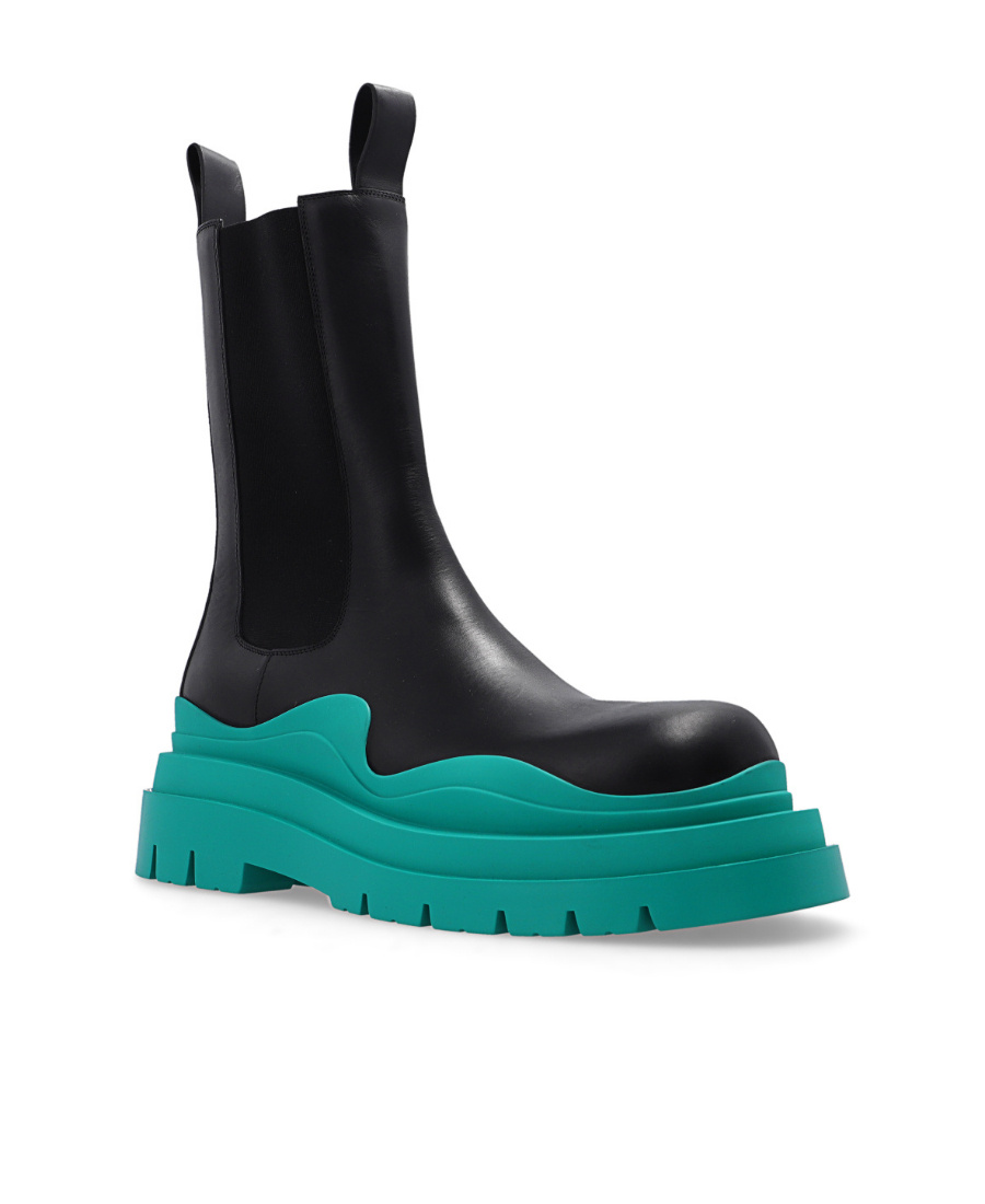 Bottega Veneta Tire Contrast-sole Boots In Black