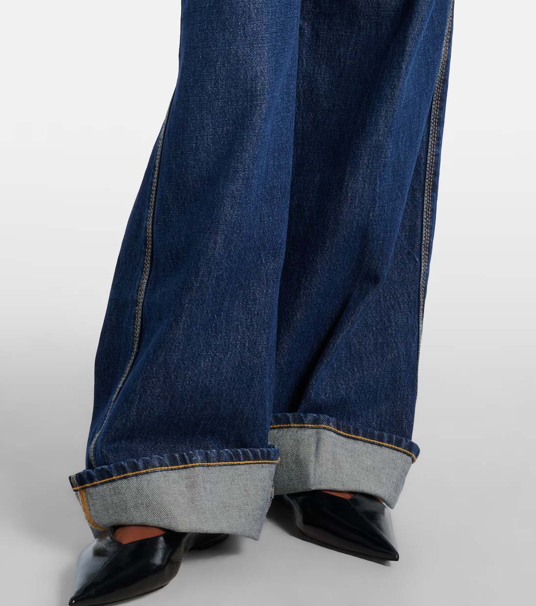 Frame High-waisted Wide-leg Jeans In Blue