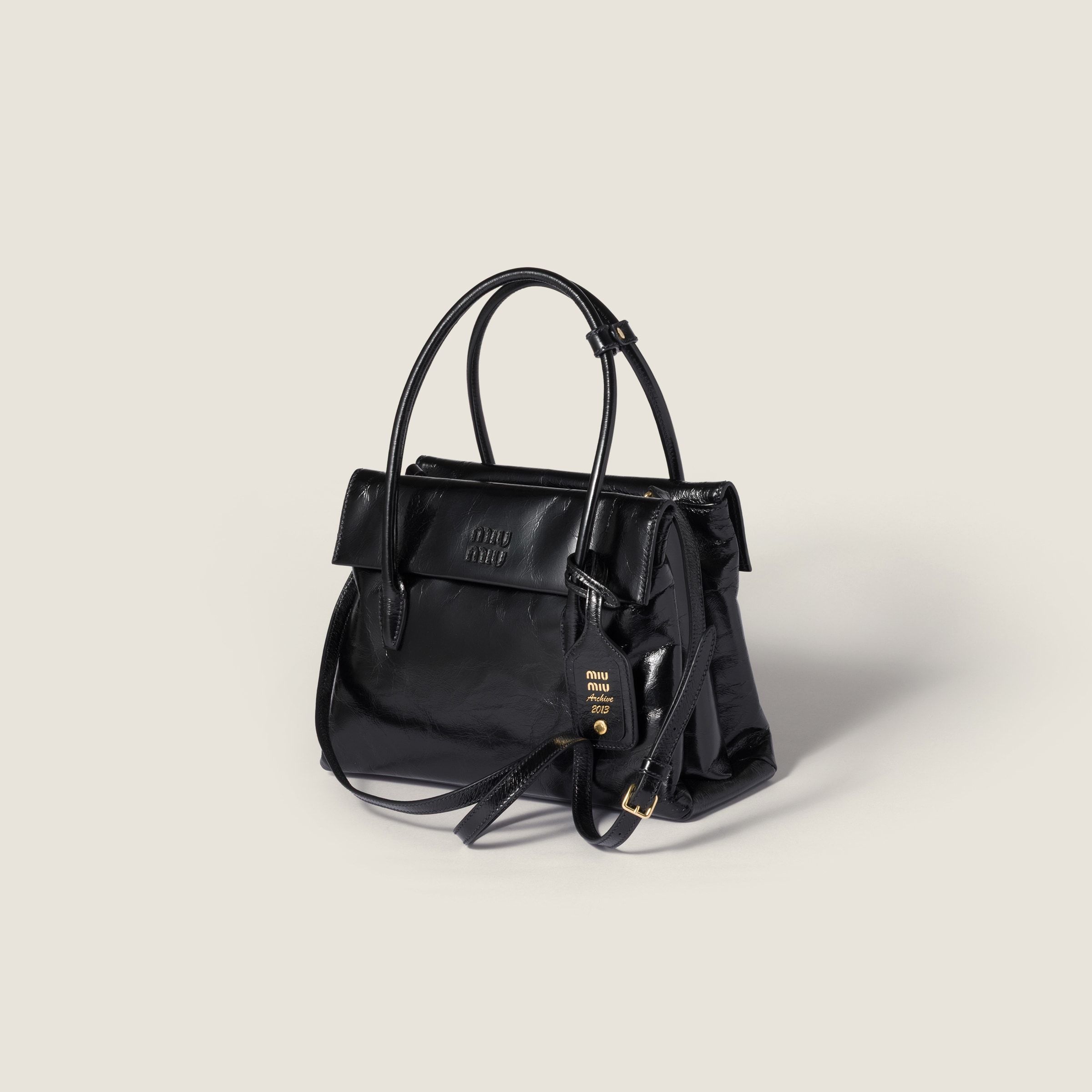 Miu Miu Solitaire Shiny Shoulder Bag In Black