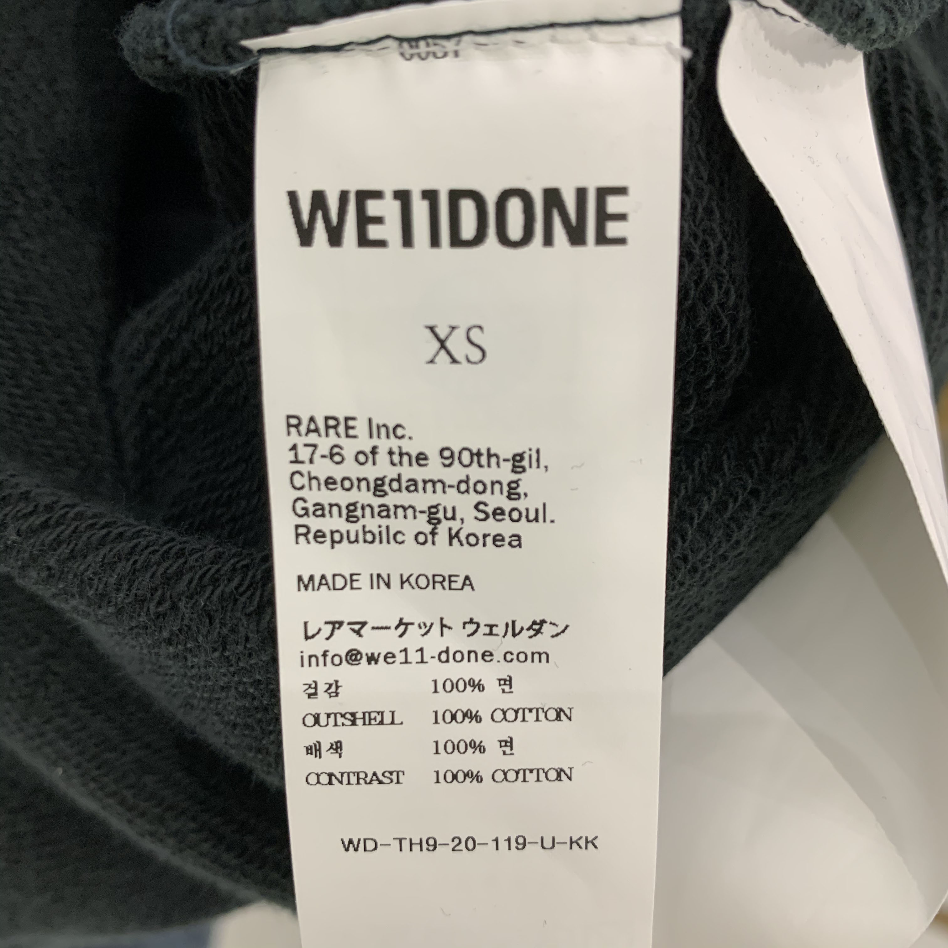 We11 Done Bear With A Hat And Casual Jacket In Black
