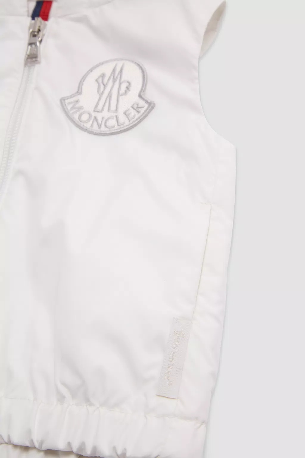 MONCLER ESSIEN HOODED GILET