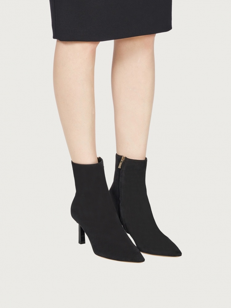 Ferragamo 70mm Pointed Toe Boots In Black