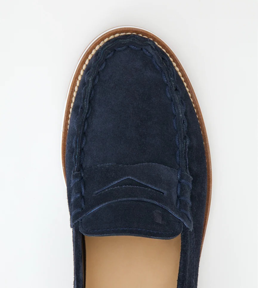 Tod's Penny Slot Loafers In Black