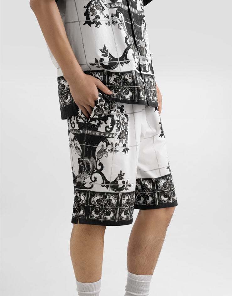 Dolce & Gabbana Monochrome Floral Elastic Waistband Knee Length Shorts