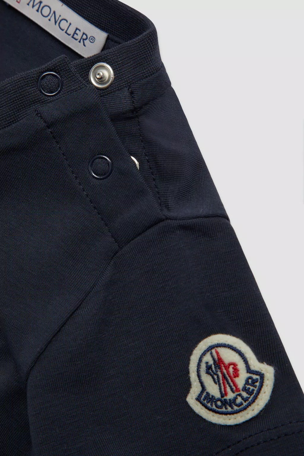 Moncler Embroidered Logo T-shirt In Blue