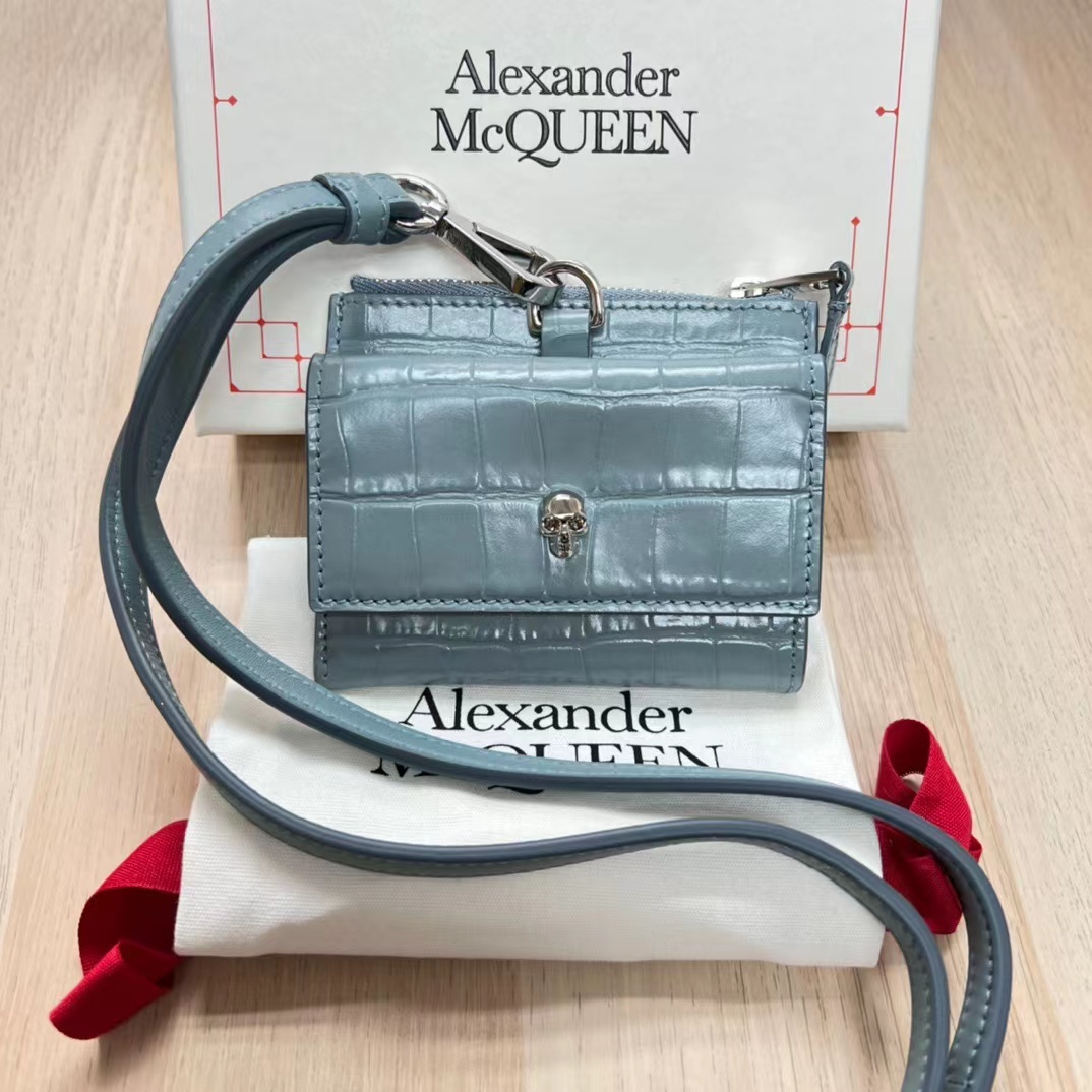 Shop Alexander Mcqueen Logo Card Bag In Gray