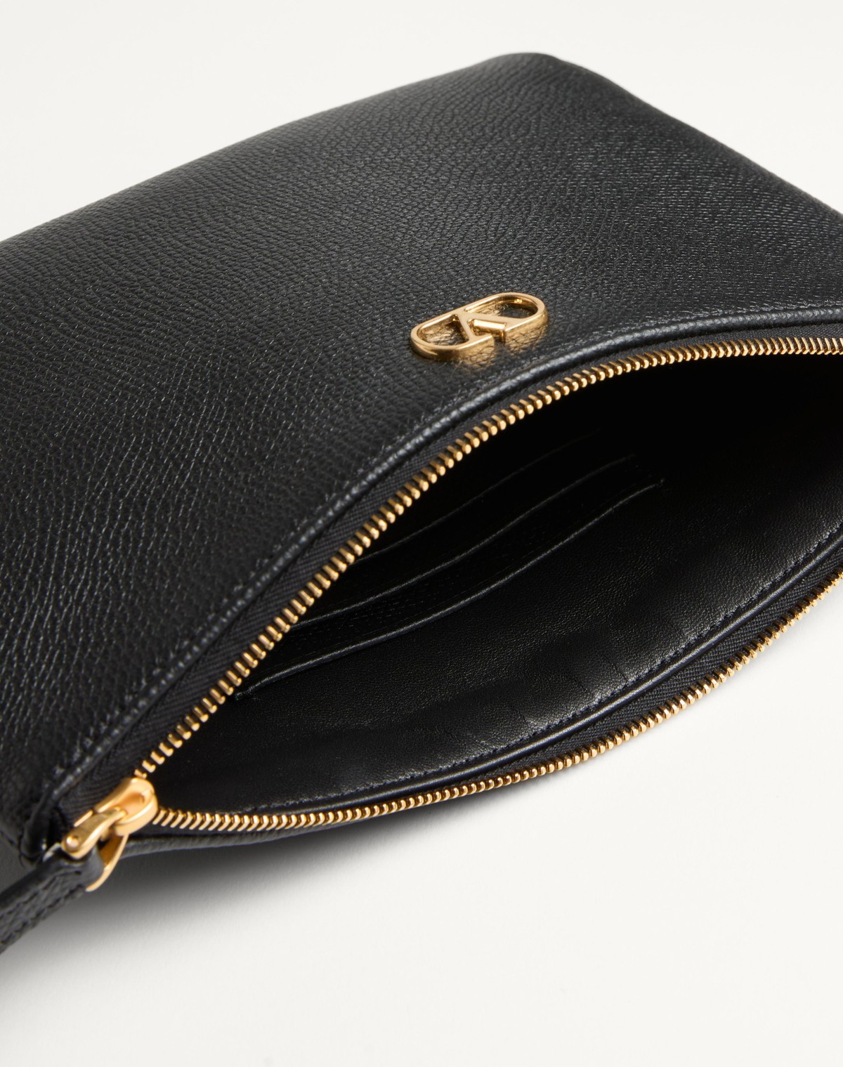Valentino Logo Clutch In Black
