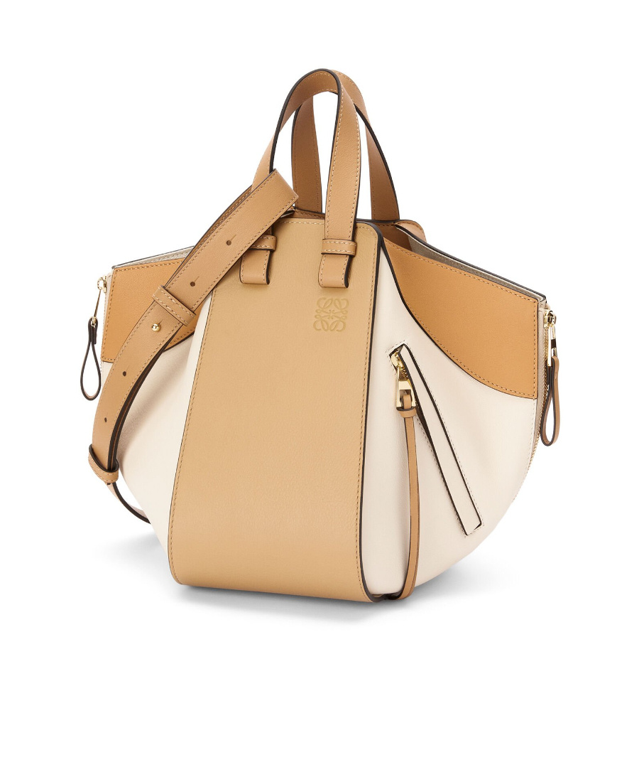 Loewe Small Hammock Shoulder Bag In Nude