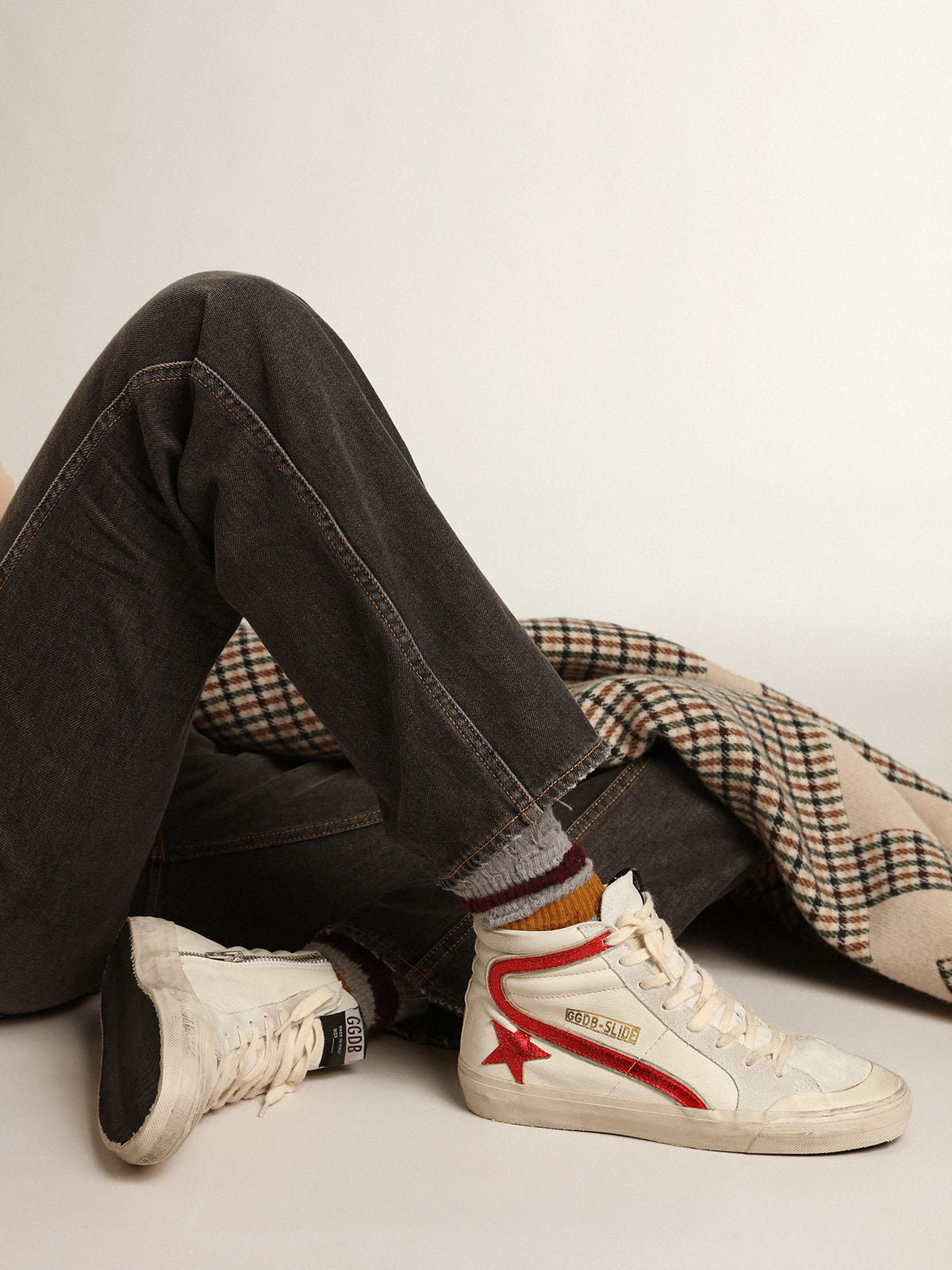 Golden Goose Slide With A Red Laminated Leather Star And Flash In Neutral