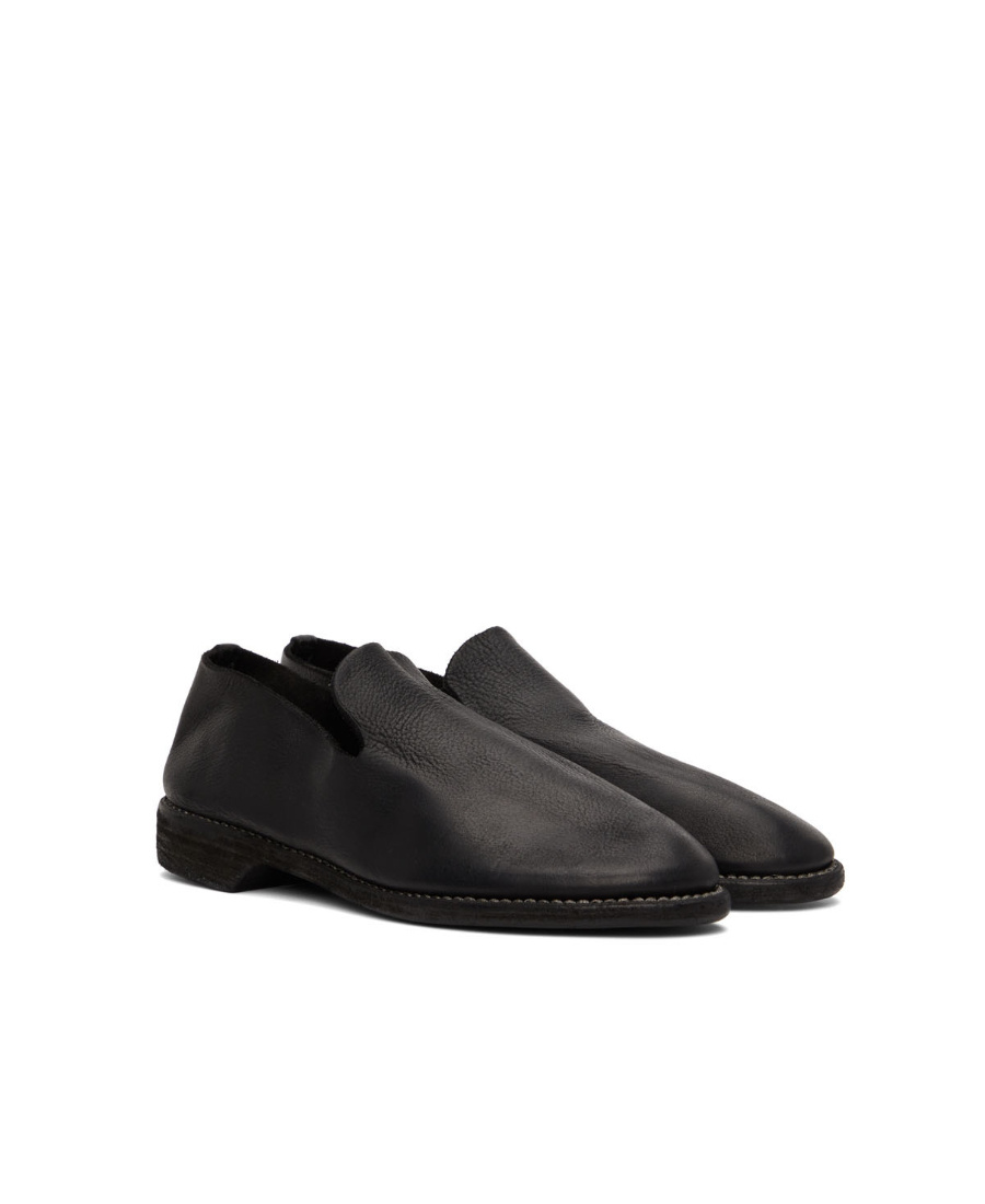 Guidi Grained Calfskin Loafer Shoes In Black