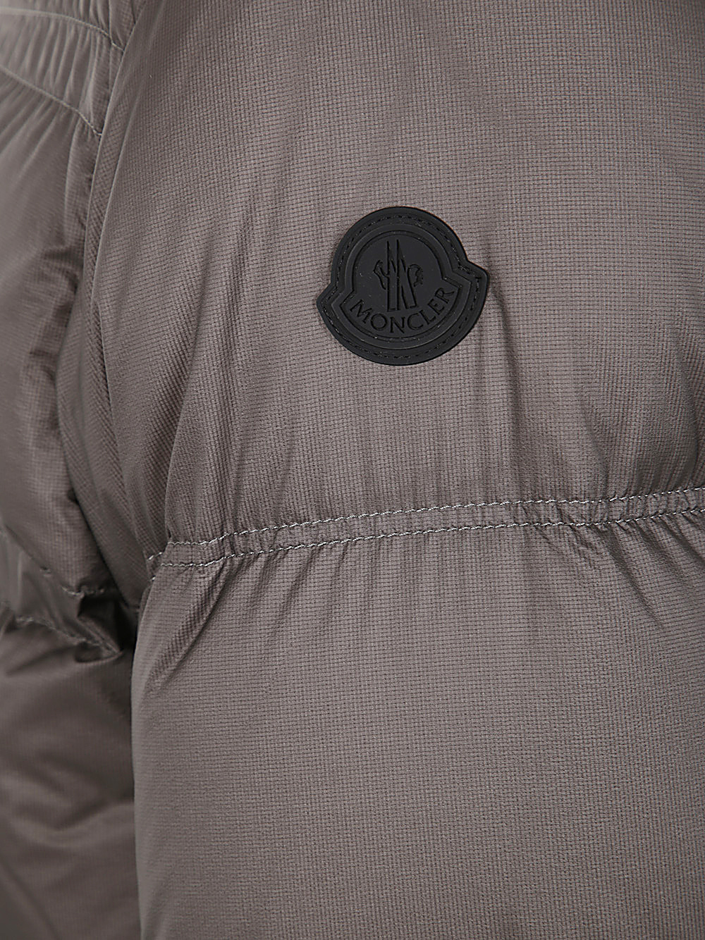 Moncler Men's Vioz Short Down Jacket In Brown