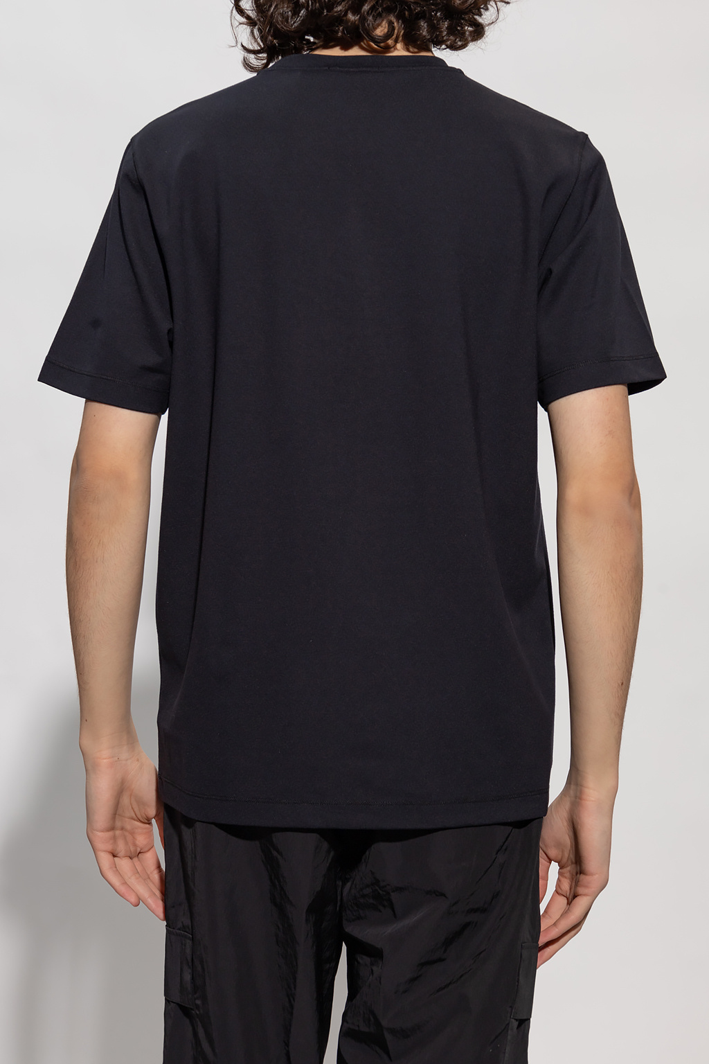 Shop Theory Round-neck Short-sleeve T-shirt In Black