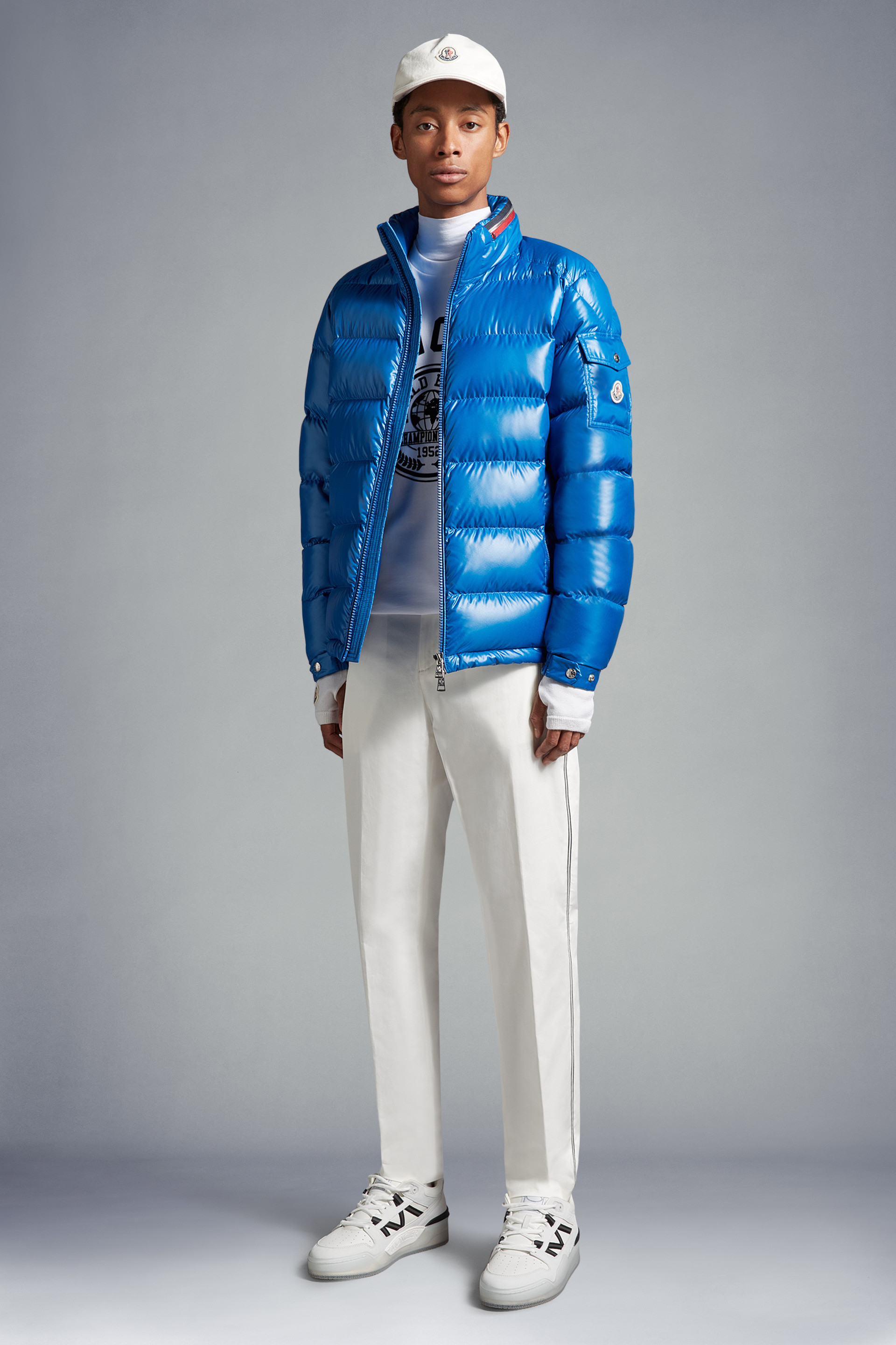 Moncler Brendann Logo-patch Quilted Jacket In Blue