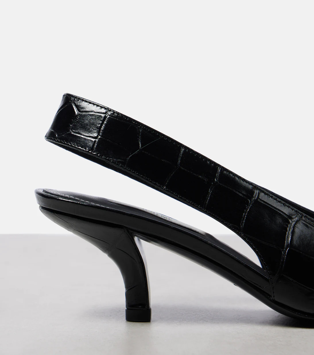 Totême Leather Slingback Pumps With Croco Effect In Black