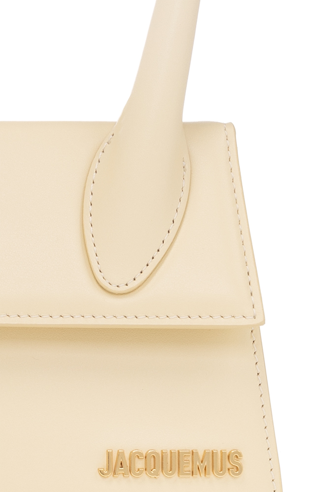 Jacquemus Le Chiquito Moyen Leather Handbag In Nude