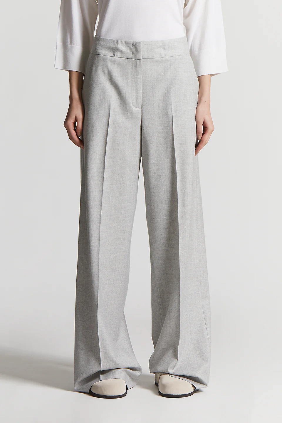 Peserico Pleated Wide-leg Trousers In Gray