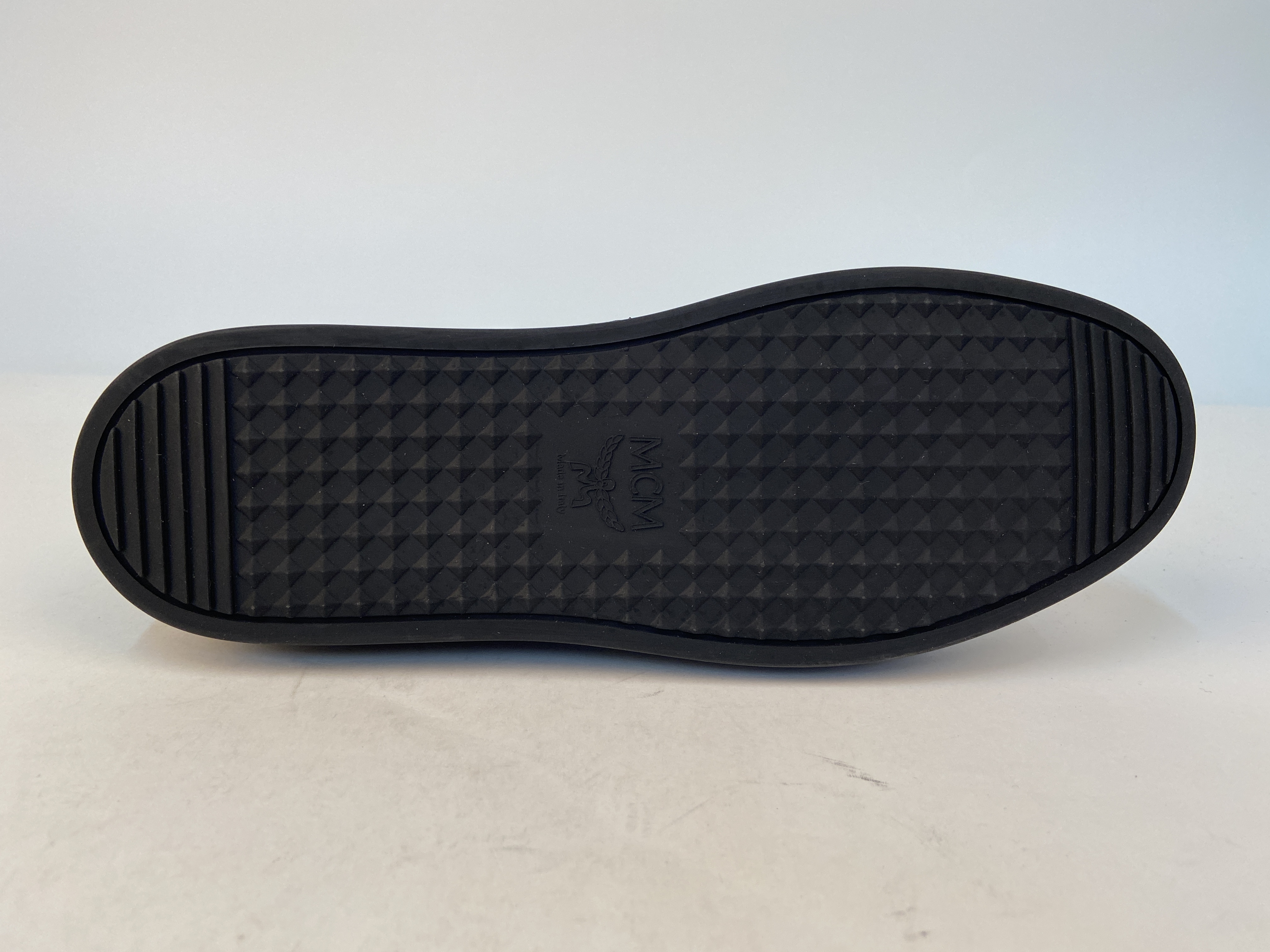 Mcm Logo Details Casual Sports Shoes In Black