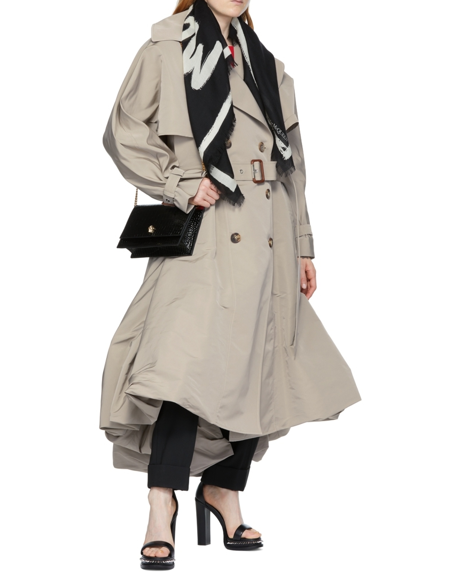 Alexander Mcqueen Skull Medium Shoulder Bag In Black