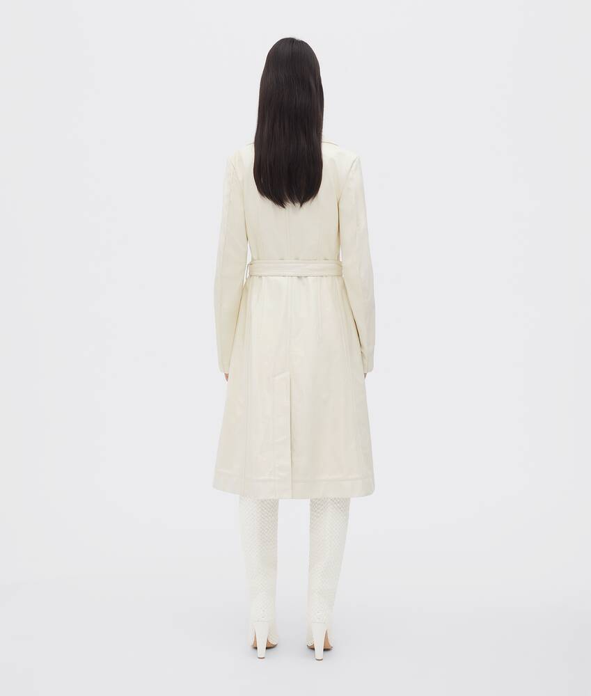 Bottega Veneta Shiny Leather Coat In White