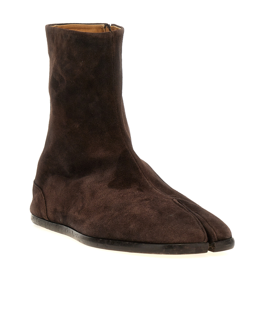 Maison Margiela Tabi Flat Suede Boots In Black