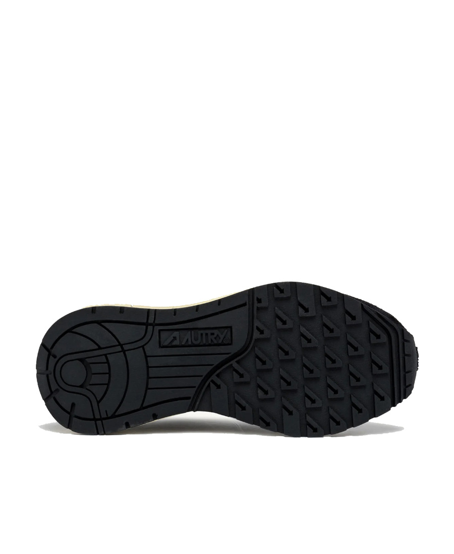 Autry Reelwind Low Sneakers In White Suede And Nylon In White
